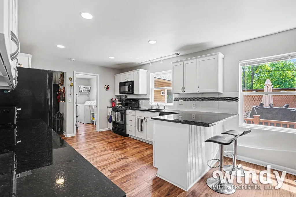 4936 Shoreview Drive Coloma Charter Township MI 49038