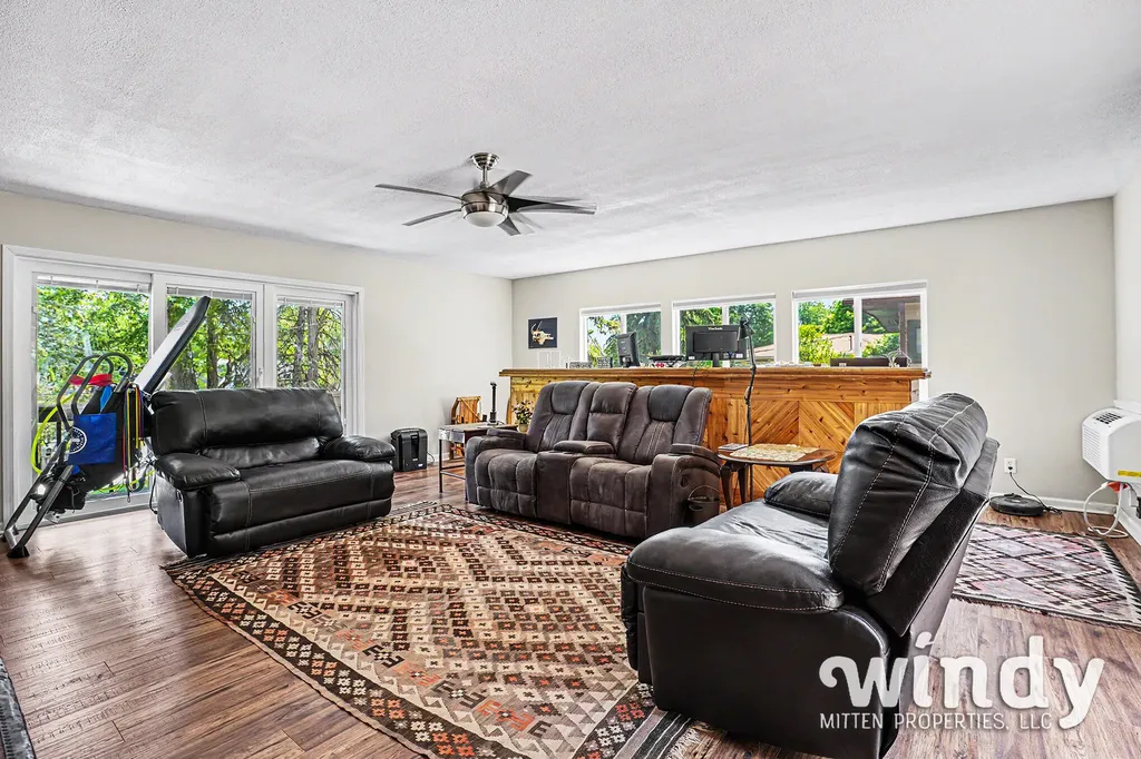 4936 Shoreview Drive Coloma Charter Township MI 49038