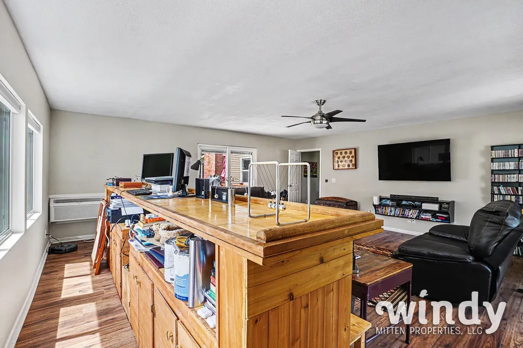 4936 Shoreview Drive Coloma Charter Township MI 49038