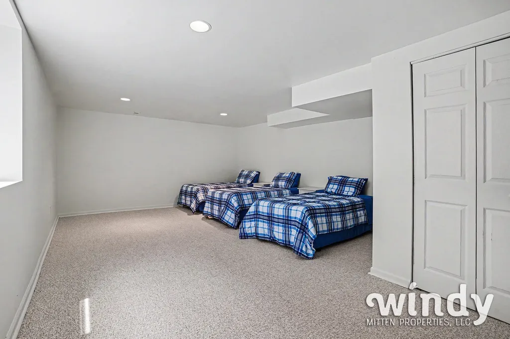 4936 Shoreview Drive Coloma Charter Township MI 49038