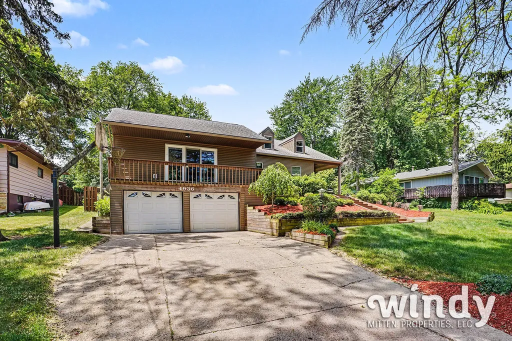 4936 Shoreview Drive Coloma Charter Township MI 49038
