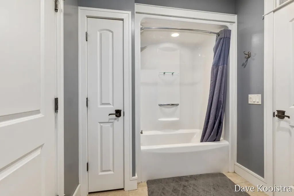 7707 Harmony Cove Court SE Gaines Charter Township MI 49315