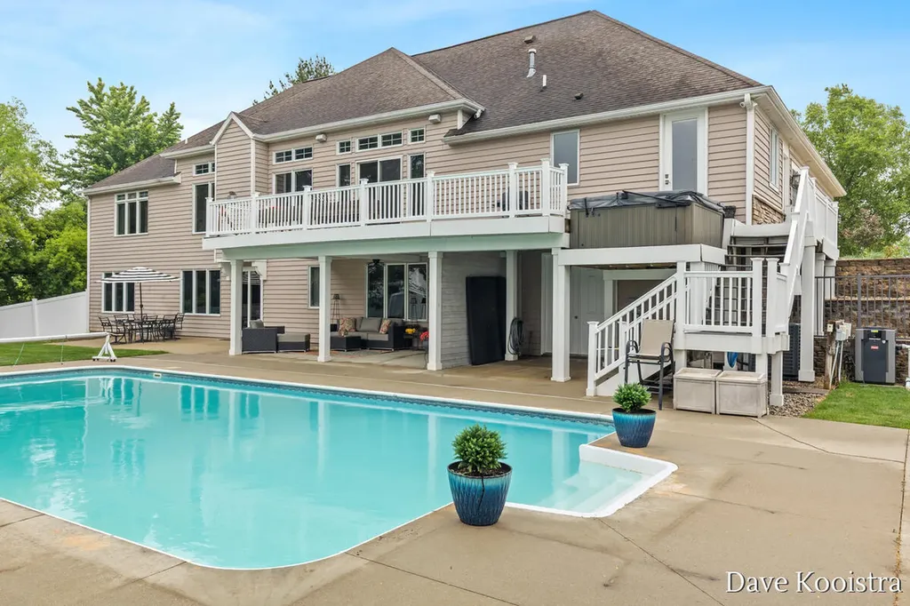 7707 Harmony Cove Court SE Gaines Charter Township MI 49315