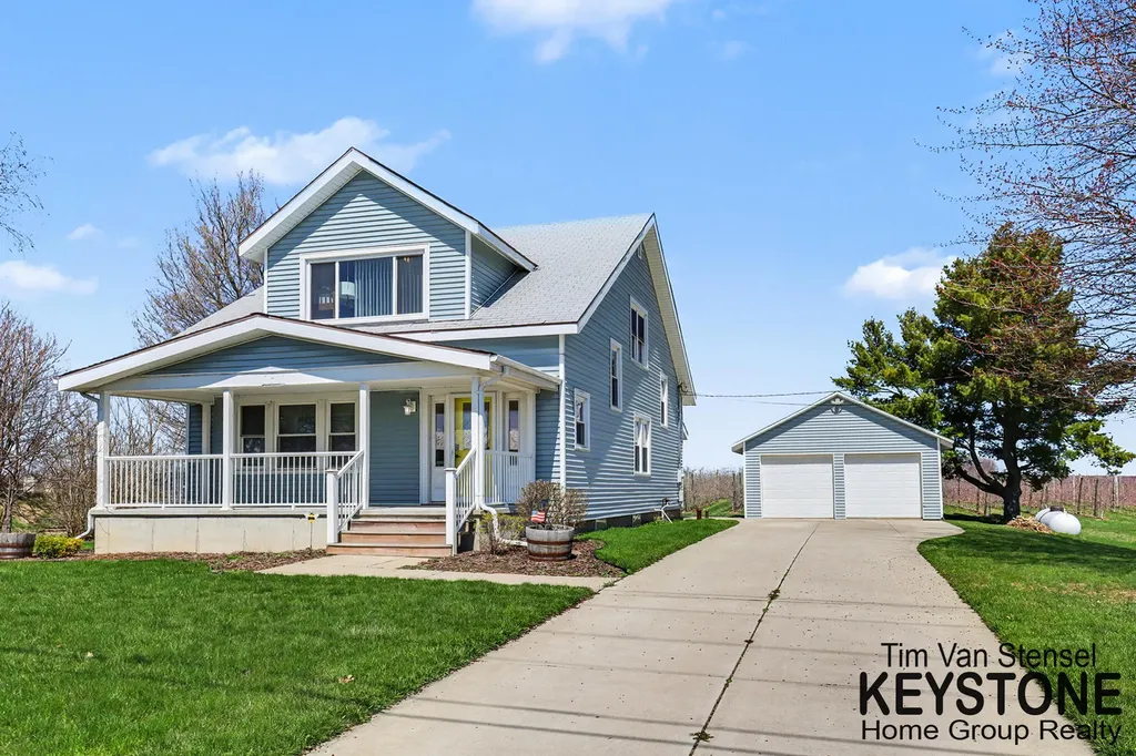4331 10 Mile Road NW Sparta Township MI 49345