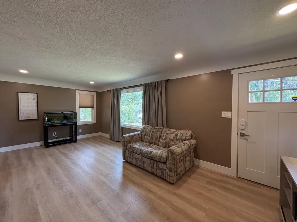 3260 Olivet Street SW Grandville City MI 49418