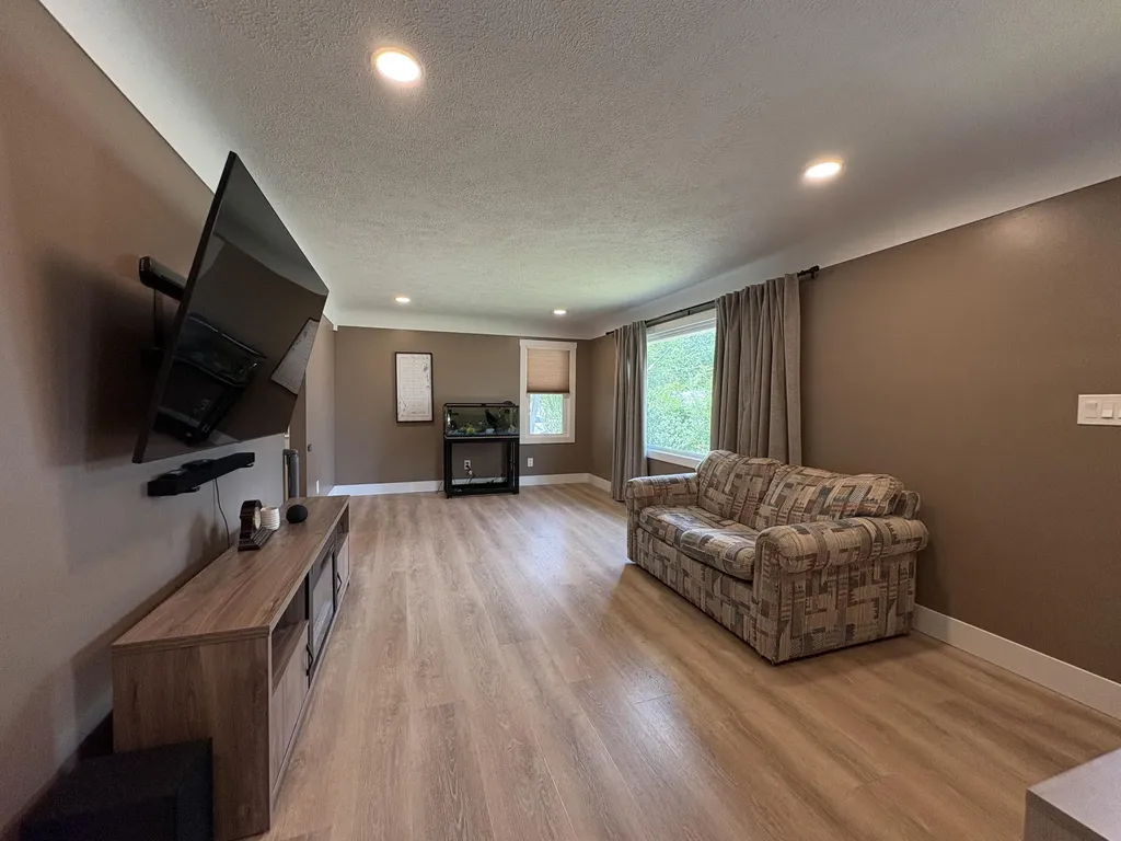 3260 Olivet Street SW Grandville City MI 49418