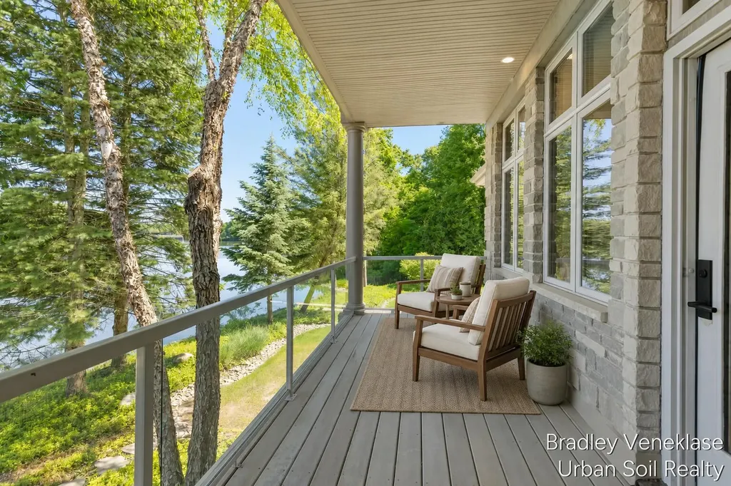7635 Sandy Hollow Drive SE Cascade Charter Township MI 49302