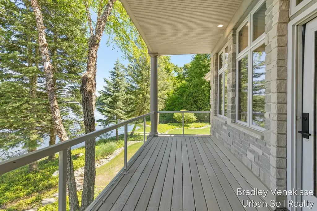 7635 Sandy Hollow Lane SE Cascade Charter Township MI 49302