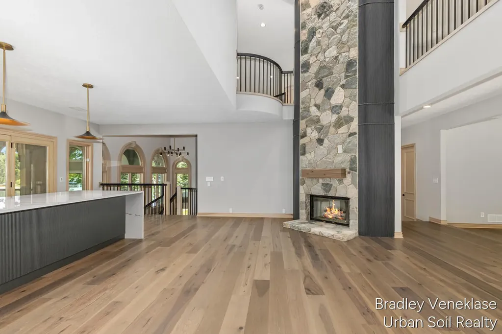 7635 Sandy Hollow Lane SE Cascade Charter Township MI 49302