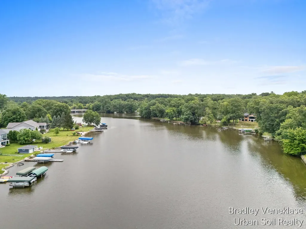 7635 Sandy Hollow Drive SE Cascade Charter Township MI 49302