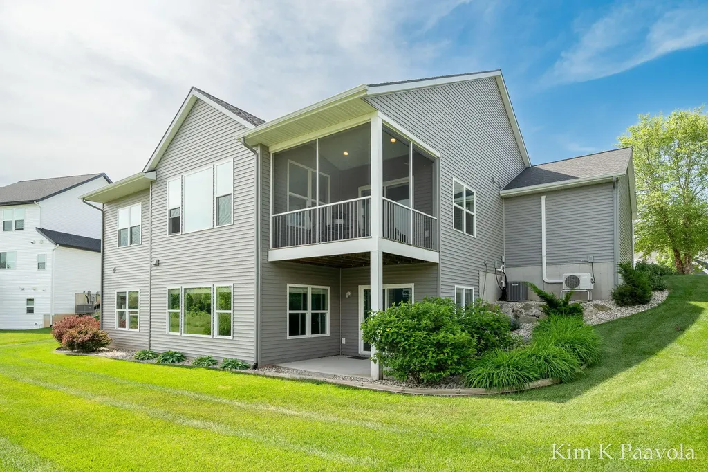 2285 Whistle Creek Drive SW Byron Township MI 49315