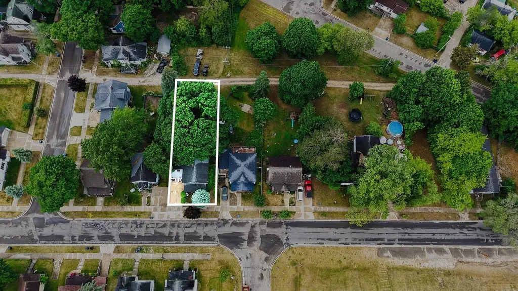 511 E River Street Cadillac City MI 49601
