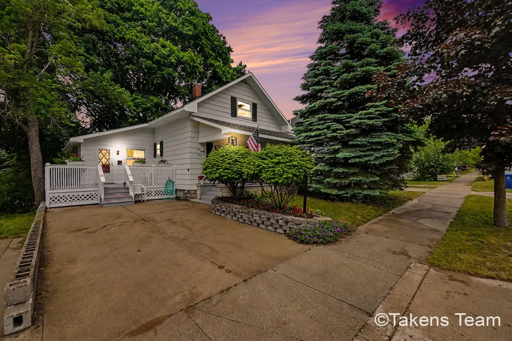 511 E River Street Cadillac City MI 49601