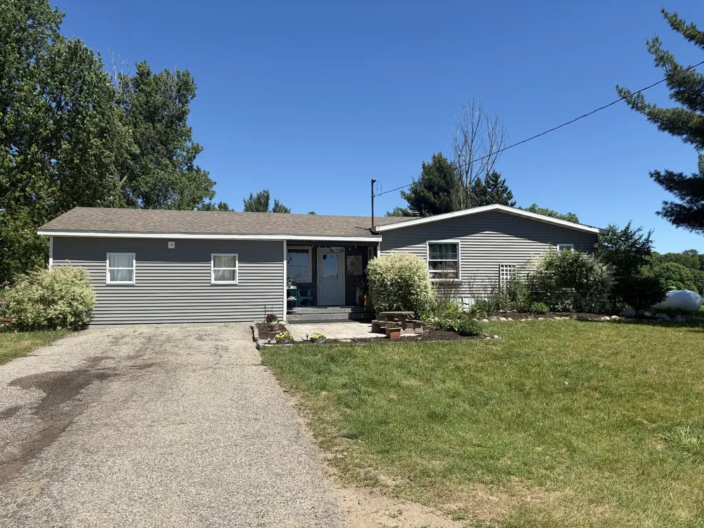 1901 18 Mile Road Tyrone Township MI 49330