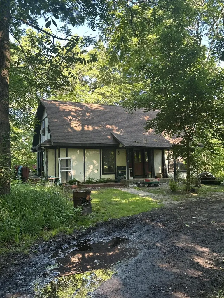 141 Irving Road Middleville Village MI 49333