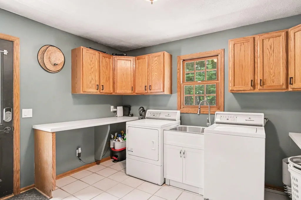 12900 Green Fern Road NE Grattan Township MI 48809