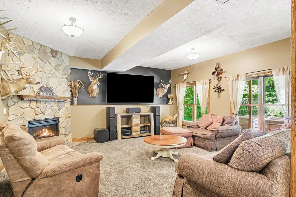 12900 Green Fern Road NE Grattan Township MI 48809