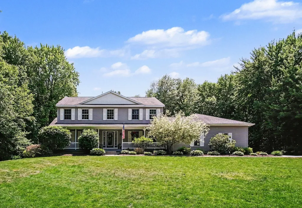 12900 Green Fern Road NE Grattan Township MI 48809