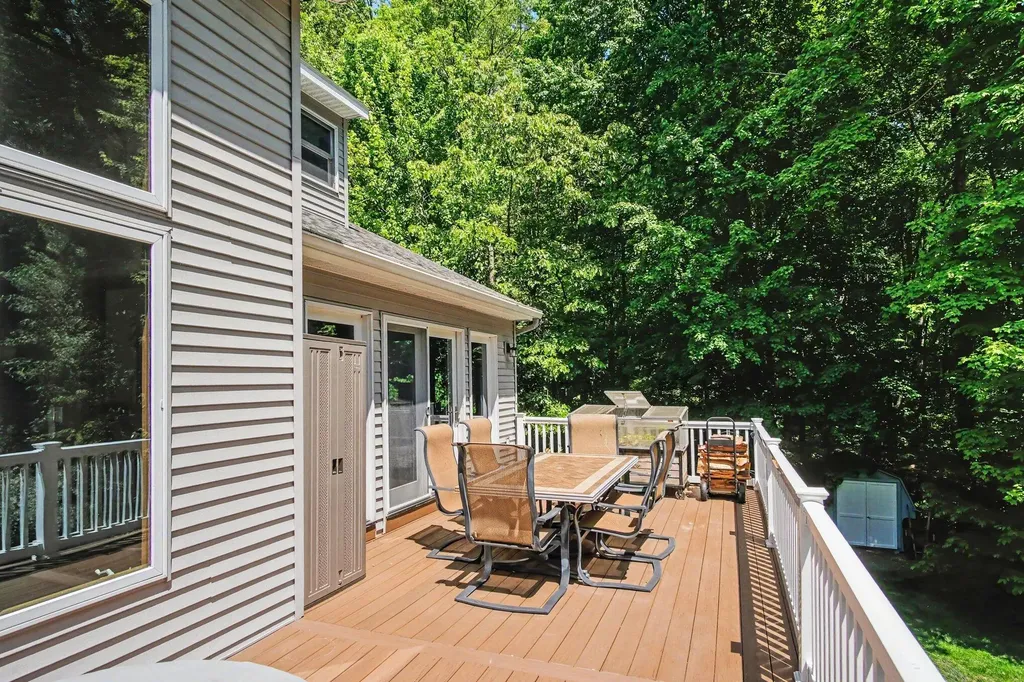 12900 Green Fern Road NE Grattan Township MI 48809