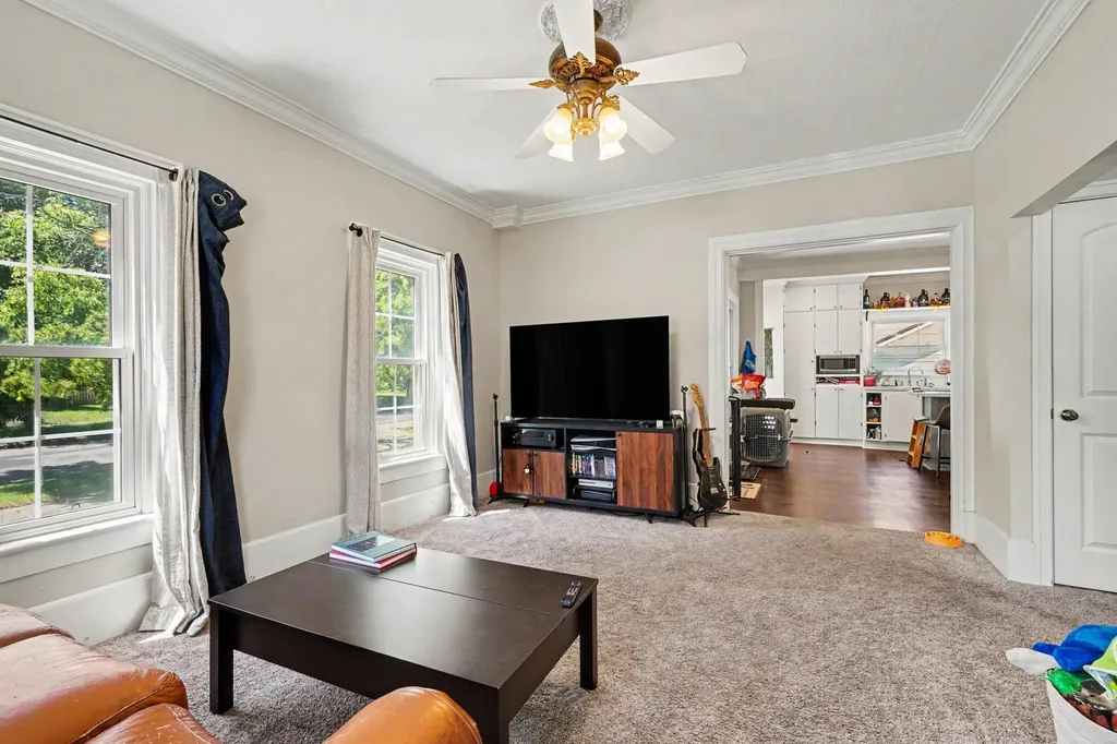 425 E Walnut Street Hastings City MI 49058
