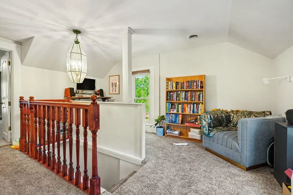 425 E Walnut Street Hastings City MI 49058