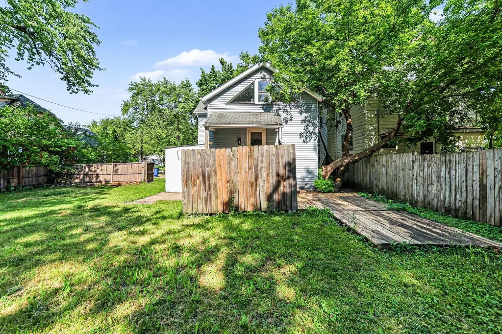 603 N Mclellan Street Bay City City MI 48708
