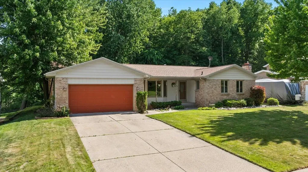2840 Timberlane SW Grandville City MI 49418