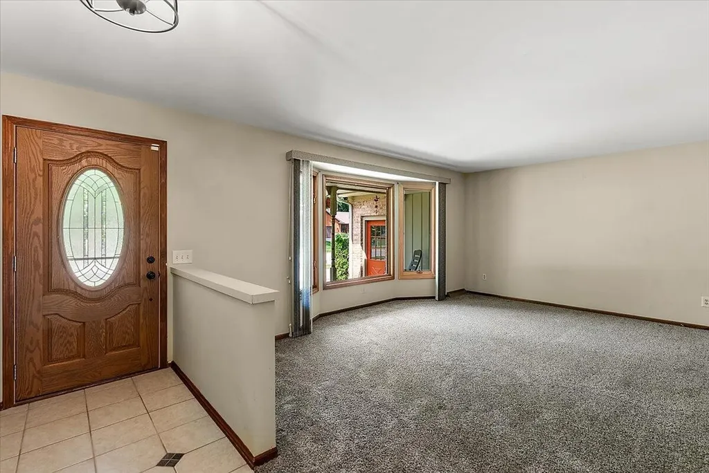 2840 Timberlane SW Grandville City MI 49418