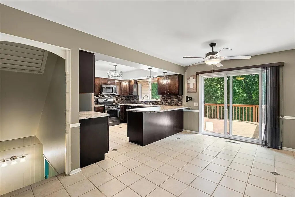 2840 Timberlane SW Grandville City MI 49418