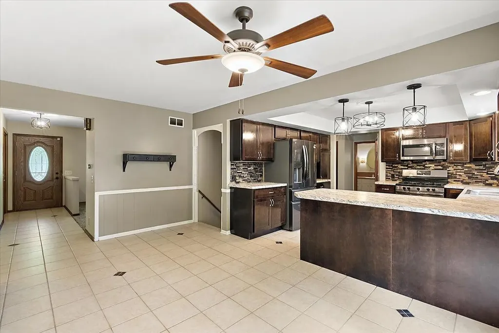 2840 Timberlane SW Grandville City MI 49418