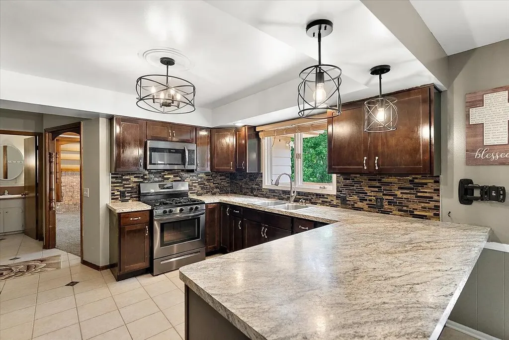 2840 Timberlane SW Grandville City MI 49418