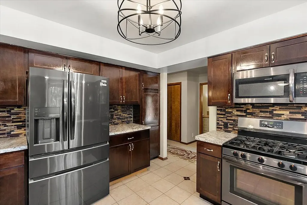 2840 Timberlane SW Grandville City MI 49418
