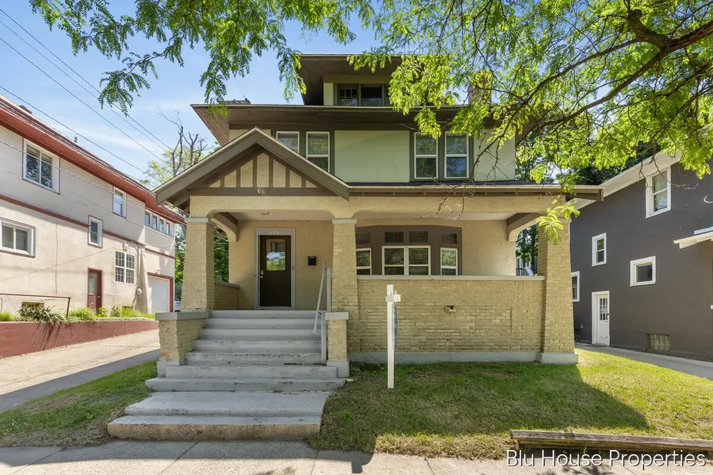 616 Giddings Avenue SE Grand Rapids City MI 49506