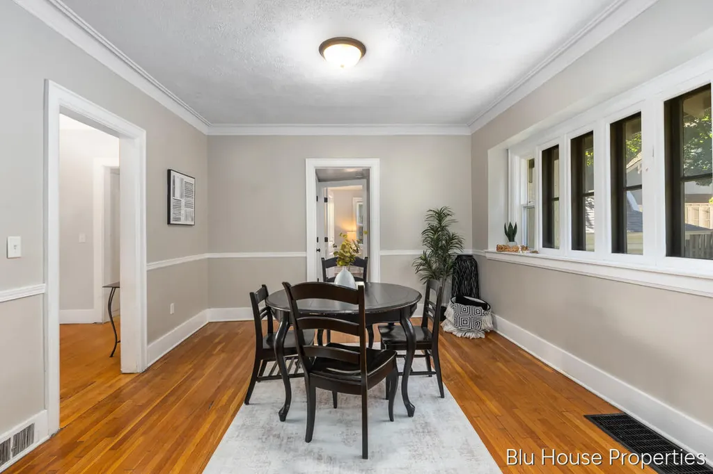 616 Giddings Avenue SE Grand Rapids City MI 49506