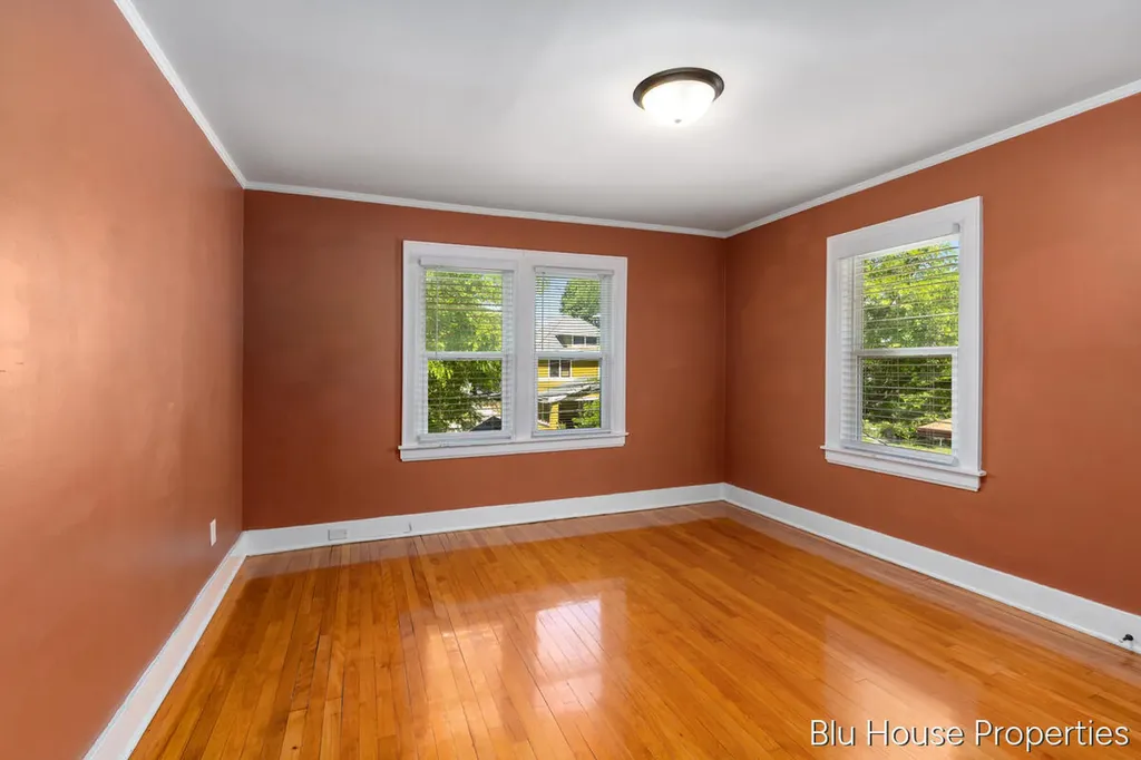 616 Giddings Avenue SE Grand Rapids City MI 49506