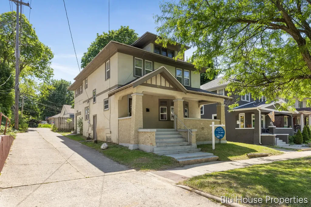 616 Giddings Avenue SE Grand Rapids City MI 49506