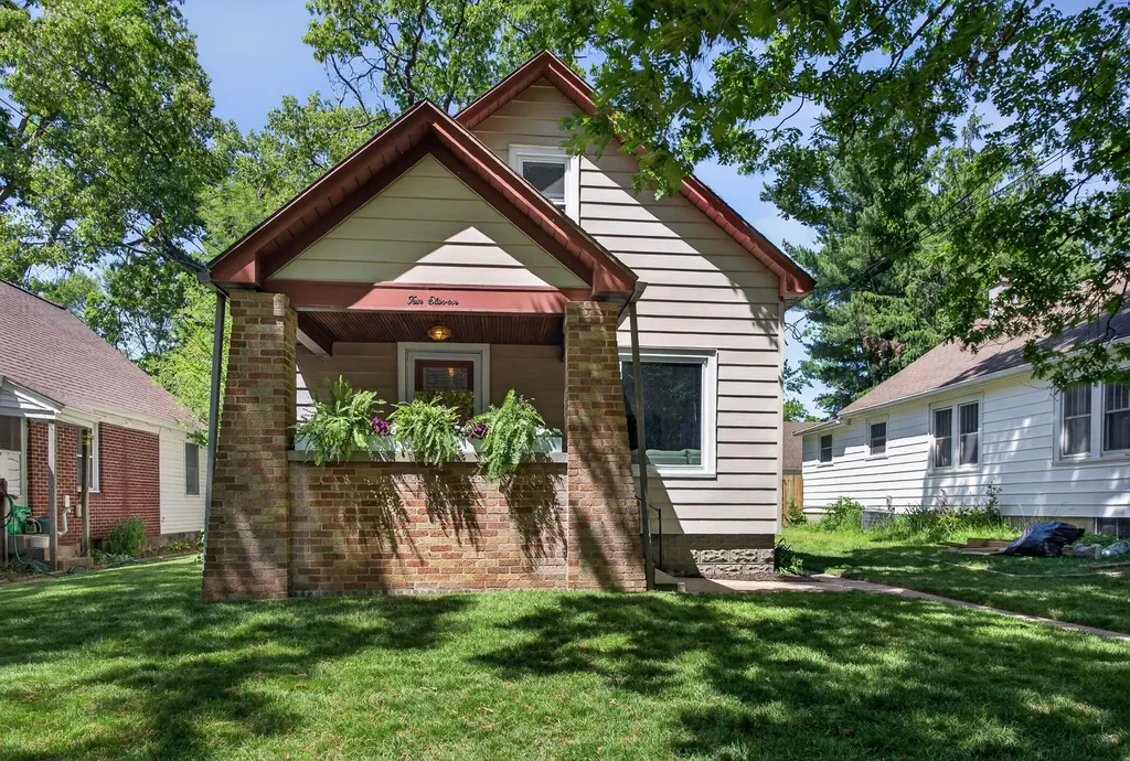 1011 Hoyt Street SE Grand Rapids City MI 49507