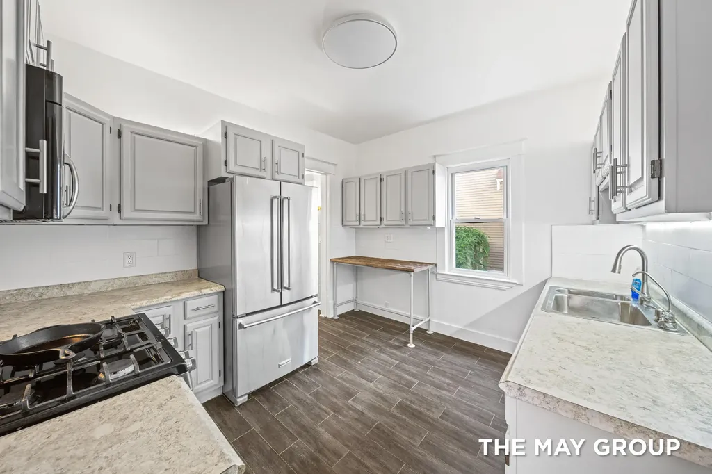 733 Lockwood Street NE Grand Rapids City MI 49503