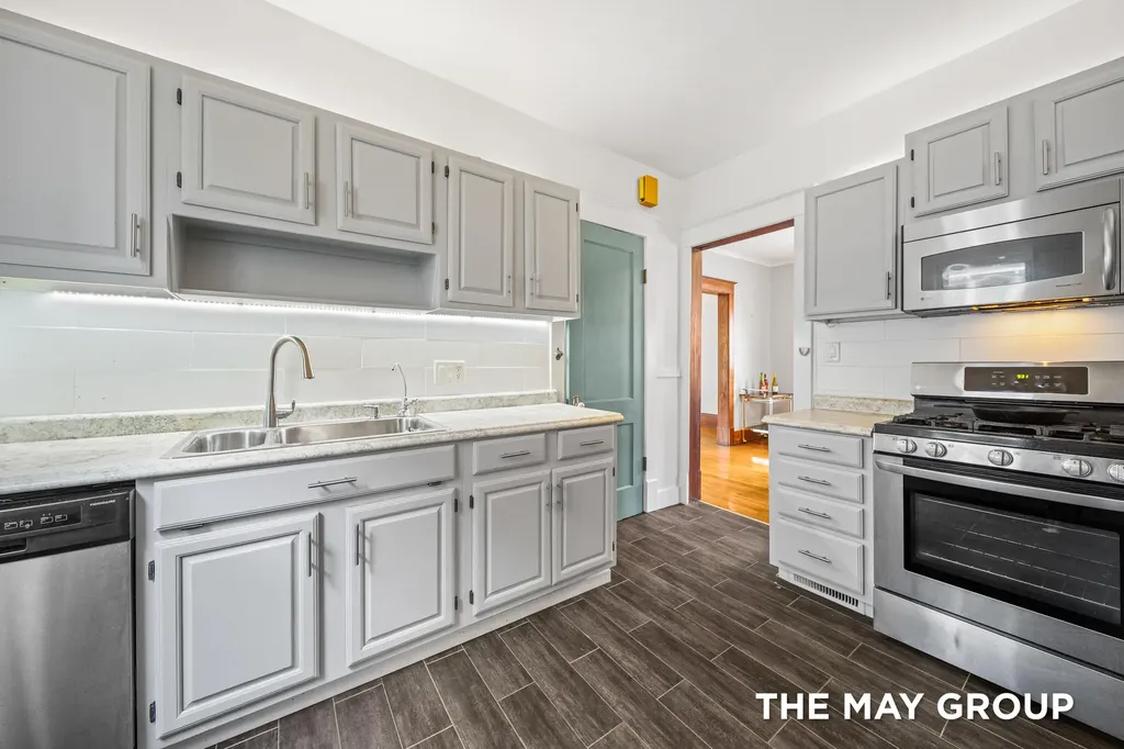 733 Lockwood Street NE Grand Rapids City MI 49503
