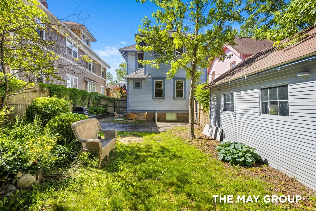 733 Lockwood Street NE Grand Rapids City MI 49503