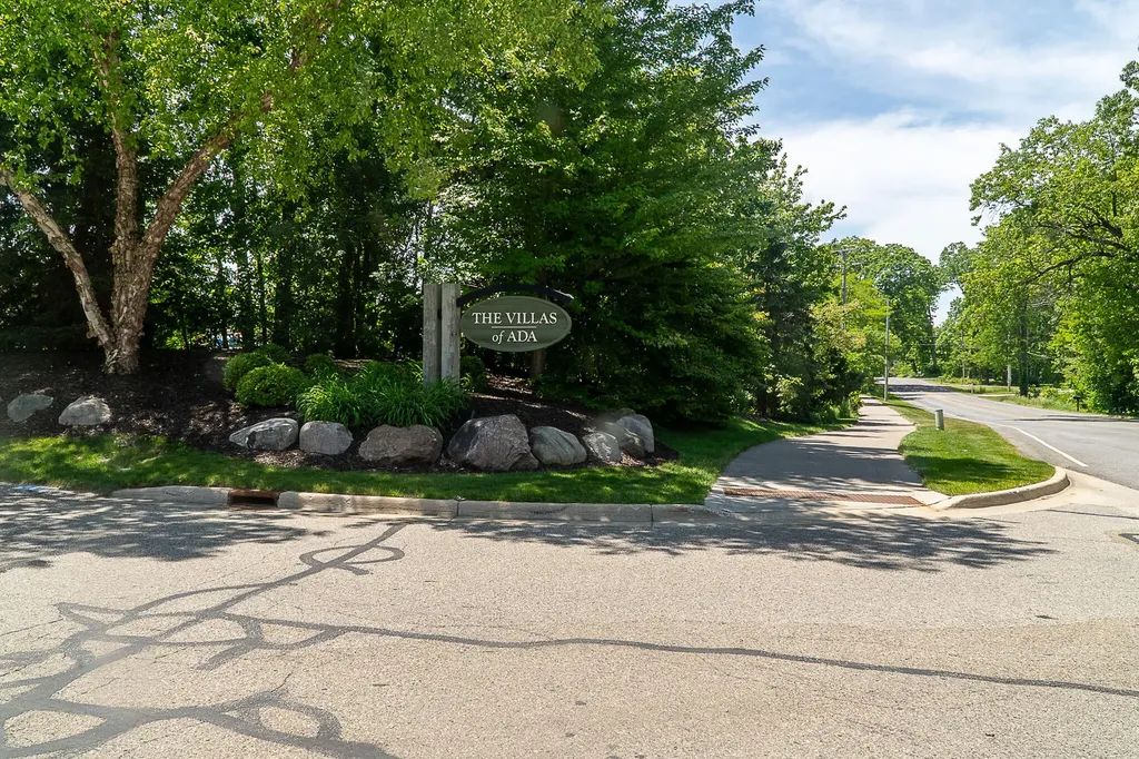 873 Bridge Crest Drive SE Ada Township MI 49301