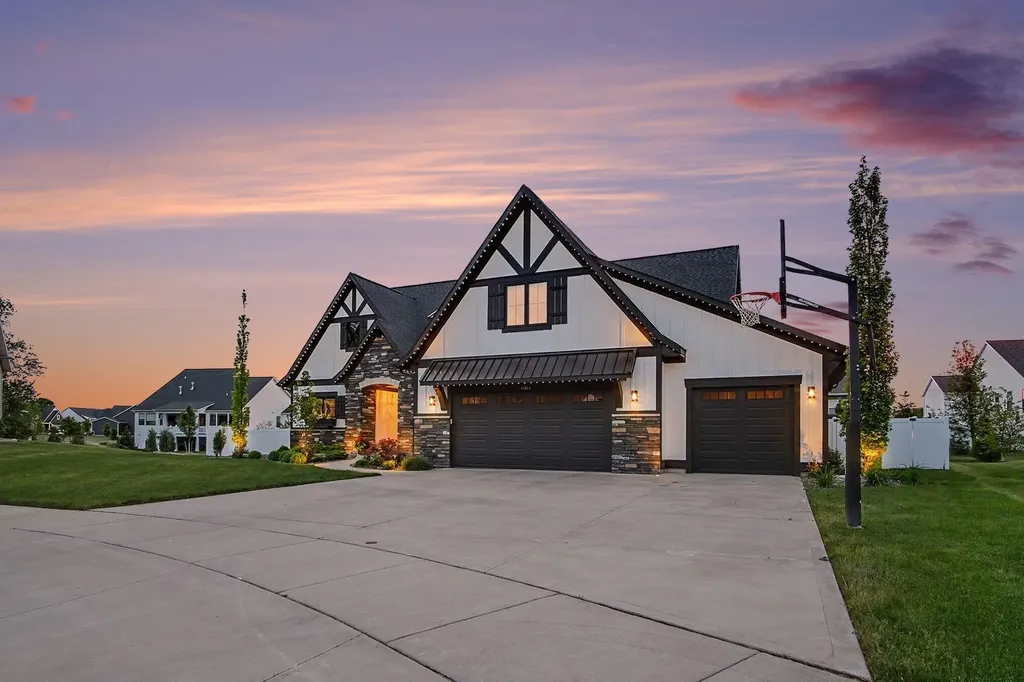 8251 Country Rail Drive SW Byron Township MI 49315