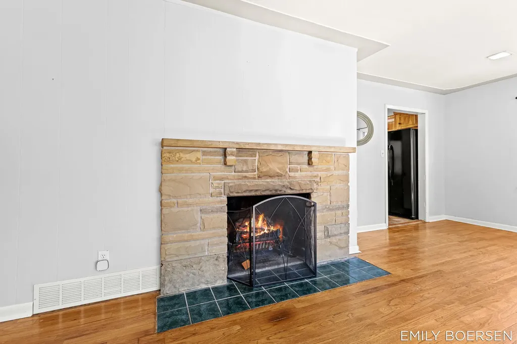 7543 Walnut Avenue Georgetown Charter Township MI 49428