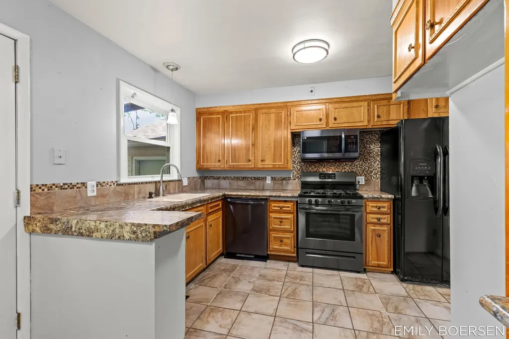 7543 Walnut Avenue Georgetown Charter Township MI 49428