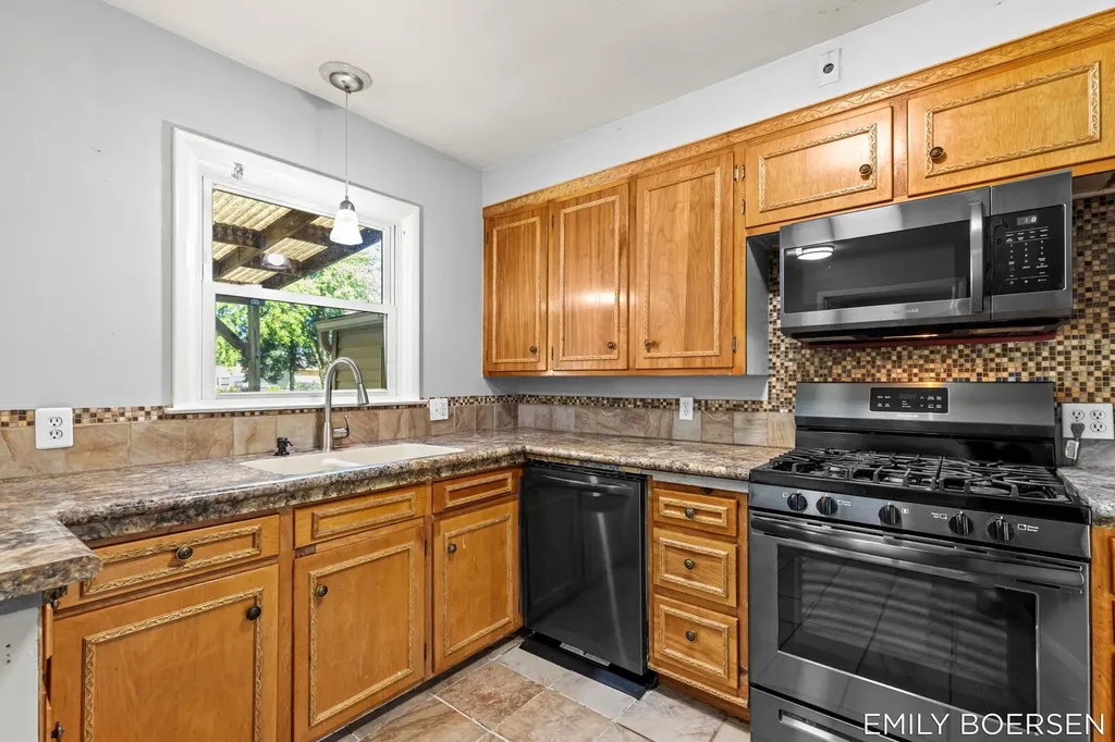 7543 Walnut Avenue Georgetown Charter Township MI 49428