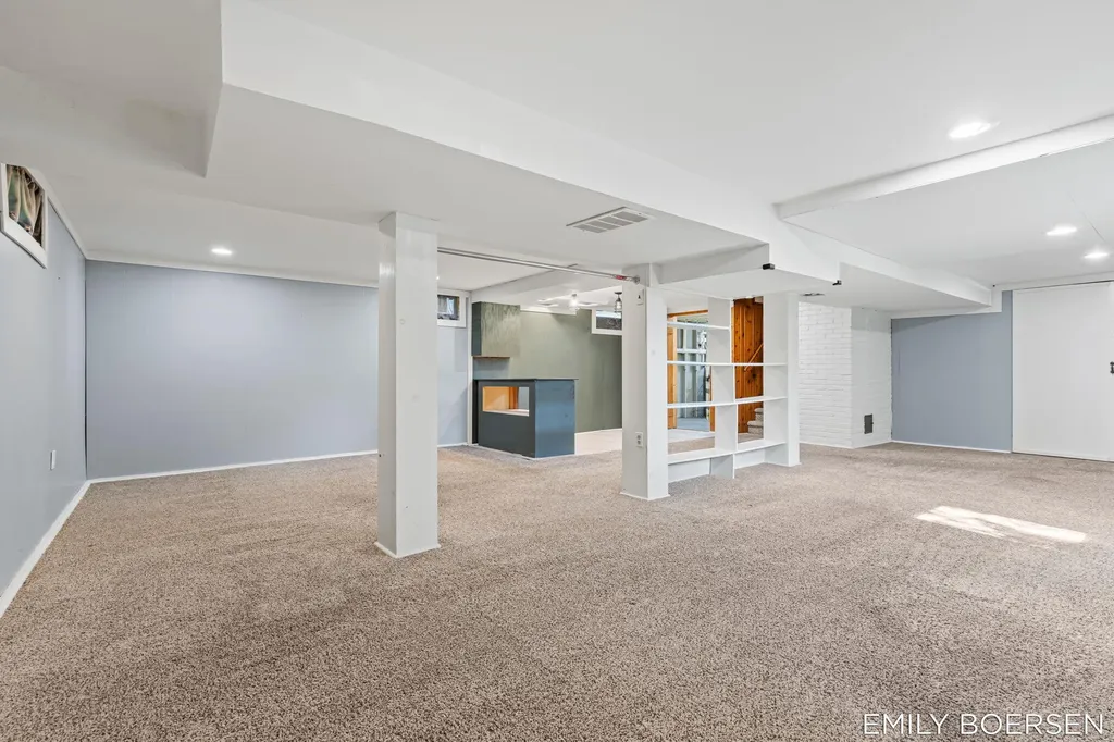 7543 Walnut Avenue Georgetown Charter Township MI 49428