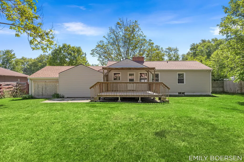 7543 Walnut Avenue Georgetown Charter Township MI 49428