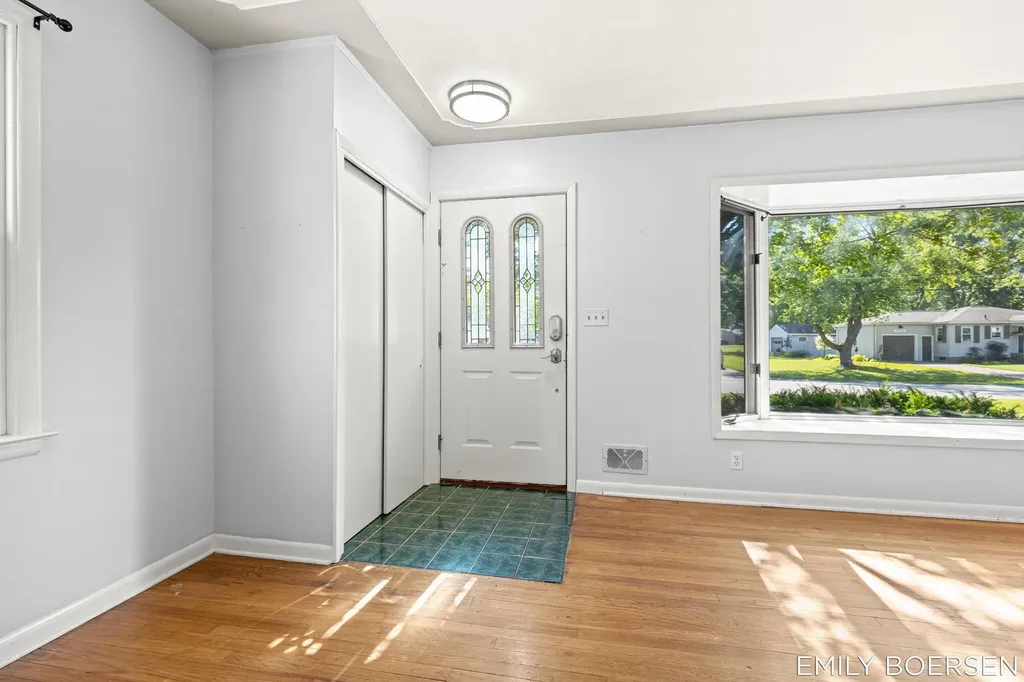 7543 Walnut Avenue Georgetown Charter Township MI 49428