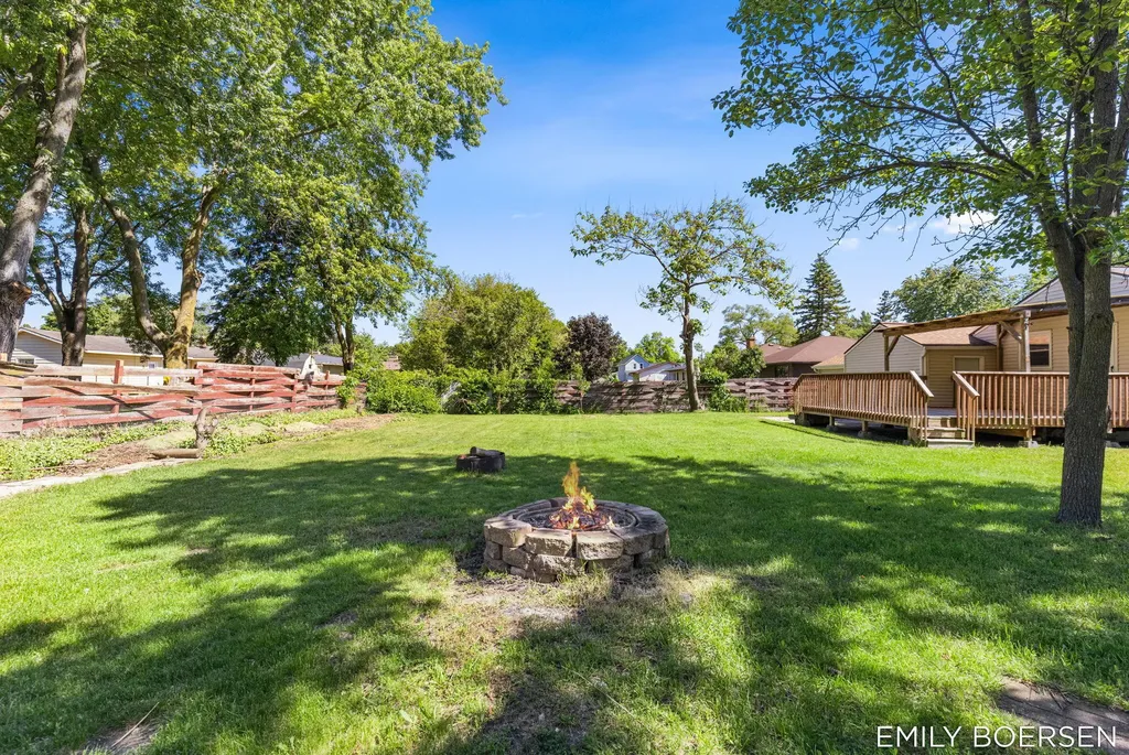 7543 Walnut Avenue Georgetown Charter Township MI 49428