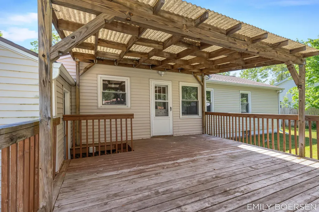 7543 Walnut Avenue Georgetown Charter Township MI 49428